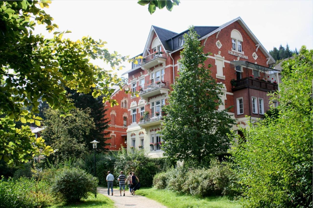 Hotel-Pension Schloss -Miramar Bad Elster Exterior foto